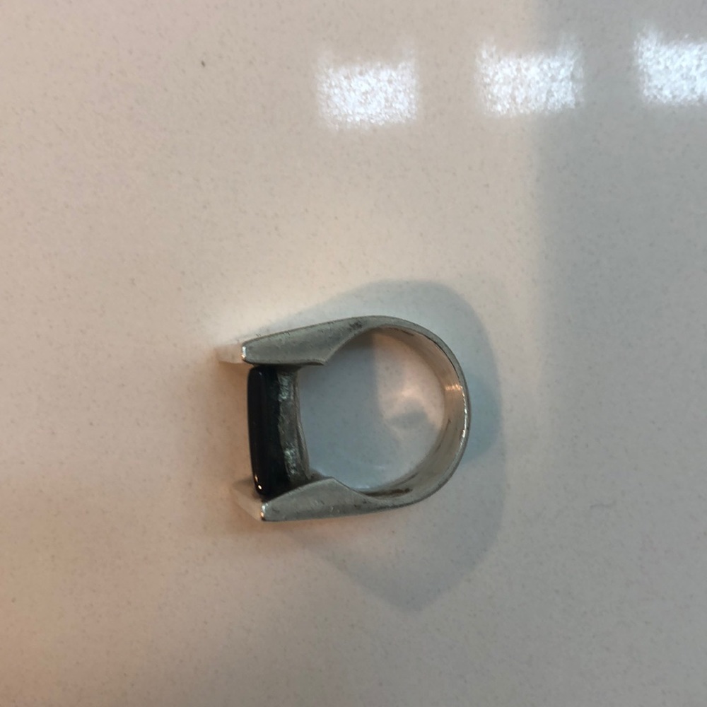 Ring - Picture 4 of 8
